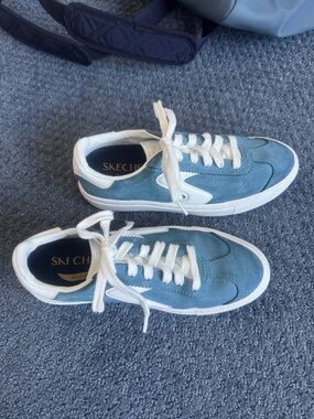 Skechers Teal Suede Low-Top Sneakers with White Trim